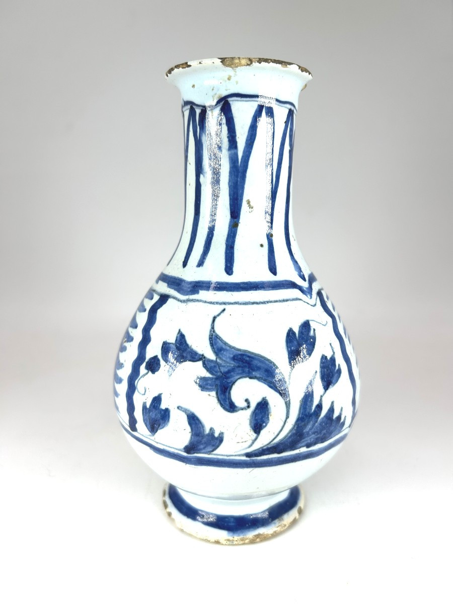 Nevers - 17th Century, Circa 1680 - Small Vase With Stylized Landscape Decoration-photo-3