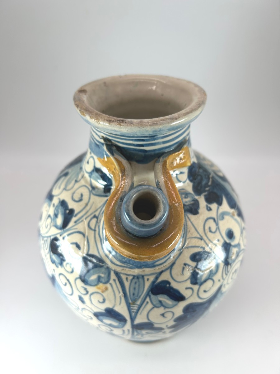 Montelupo - Italy - Mid-17th Century - Apothecary's Jar -photo-2