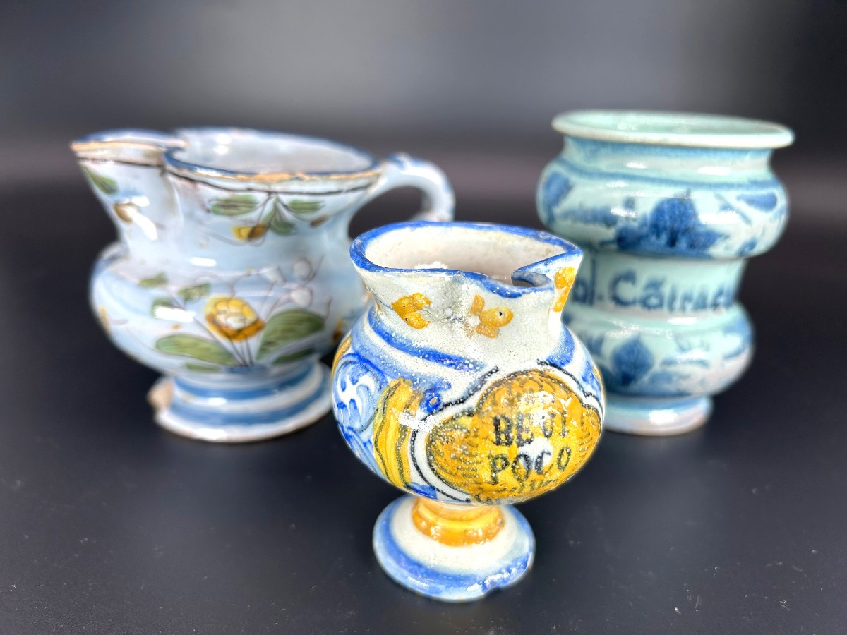 ITALE - TOSCANE XVIIIème et début XIX ème siècle - 1 pilulier + 2 cruchons à alcool