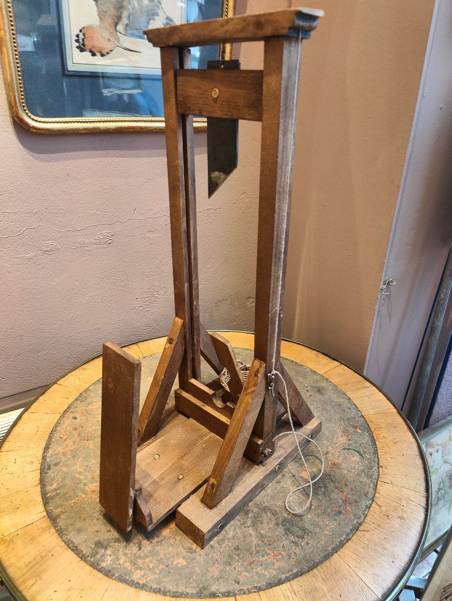 MAQUETTE GUILLOTINE XIXeme-photo-4