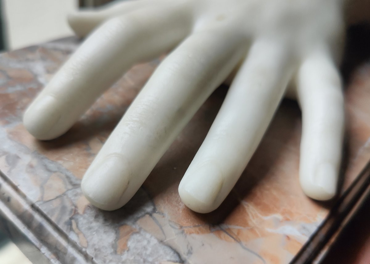 HIRAM POWERS - LOUISA POWERS' HAND (1855) - MARBLE -photo-3