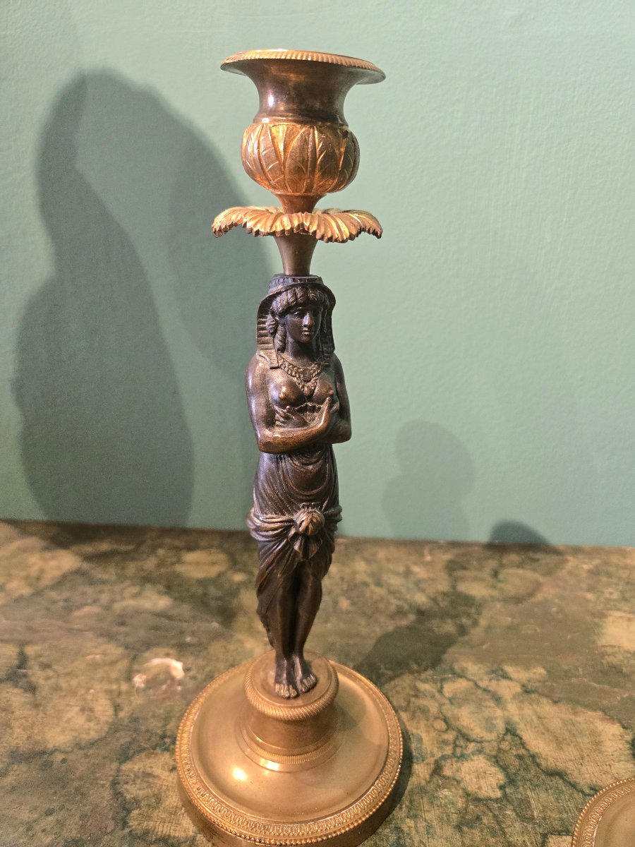 Paire de chandeliers en bronze a une flamme, return d'Egypte, a nettoyer, h 26 cm XIX siecle-photo-3