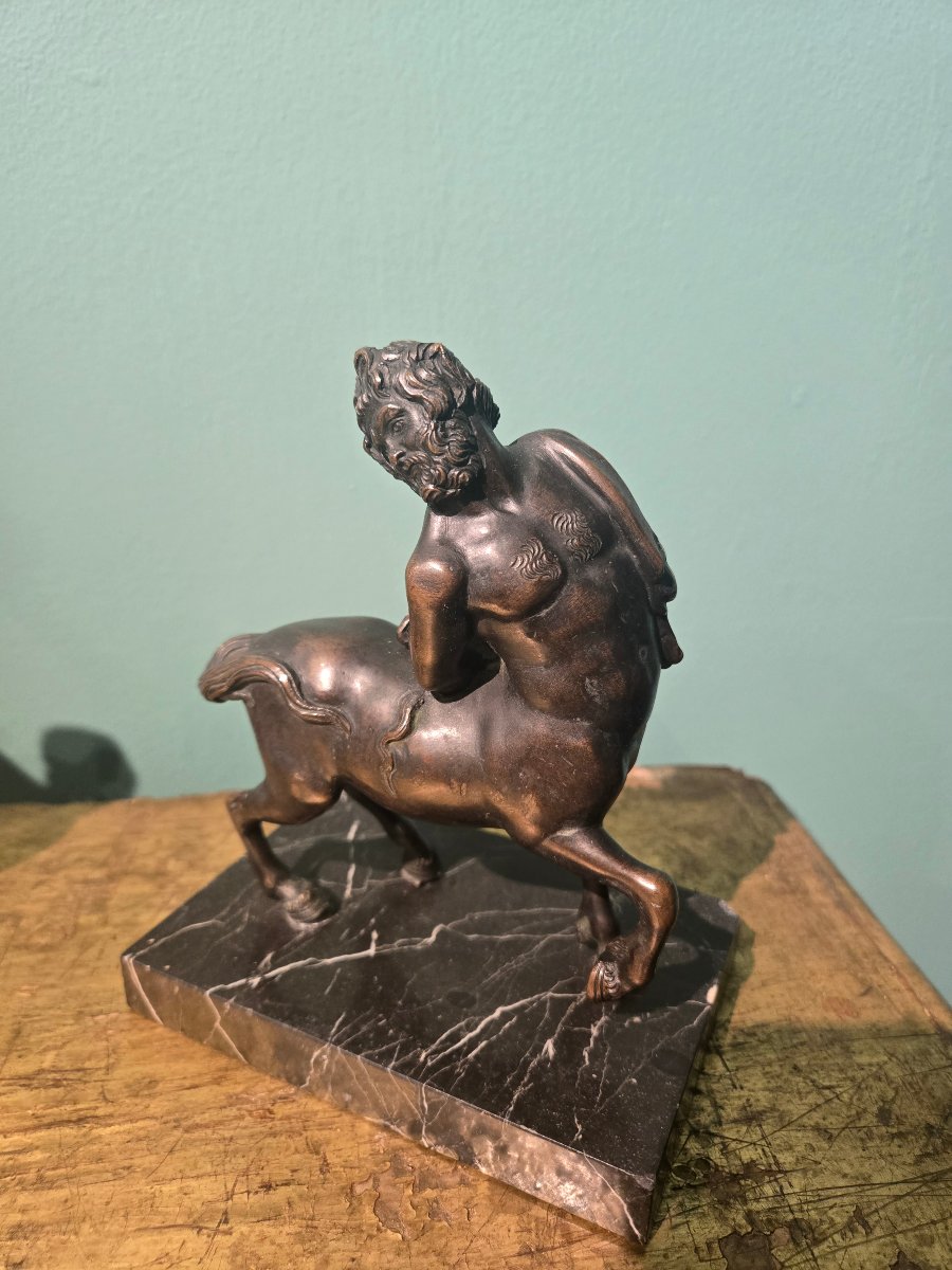 Paie de petites sculptures en bronze representants " Centaures " h 18 cm x 15 fin du XIX siecle-photo-1