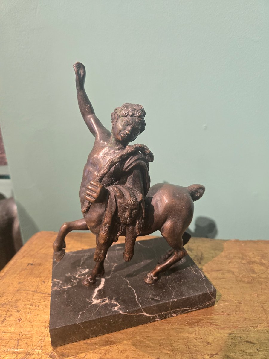 Paie de petites sculptures en bronze representants " Centaures " h 18 cm x 15 fin du XIX siecle-photo-4