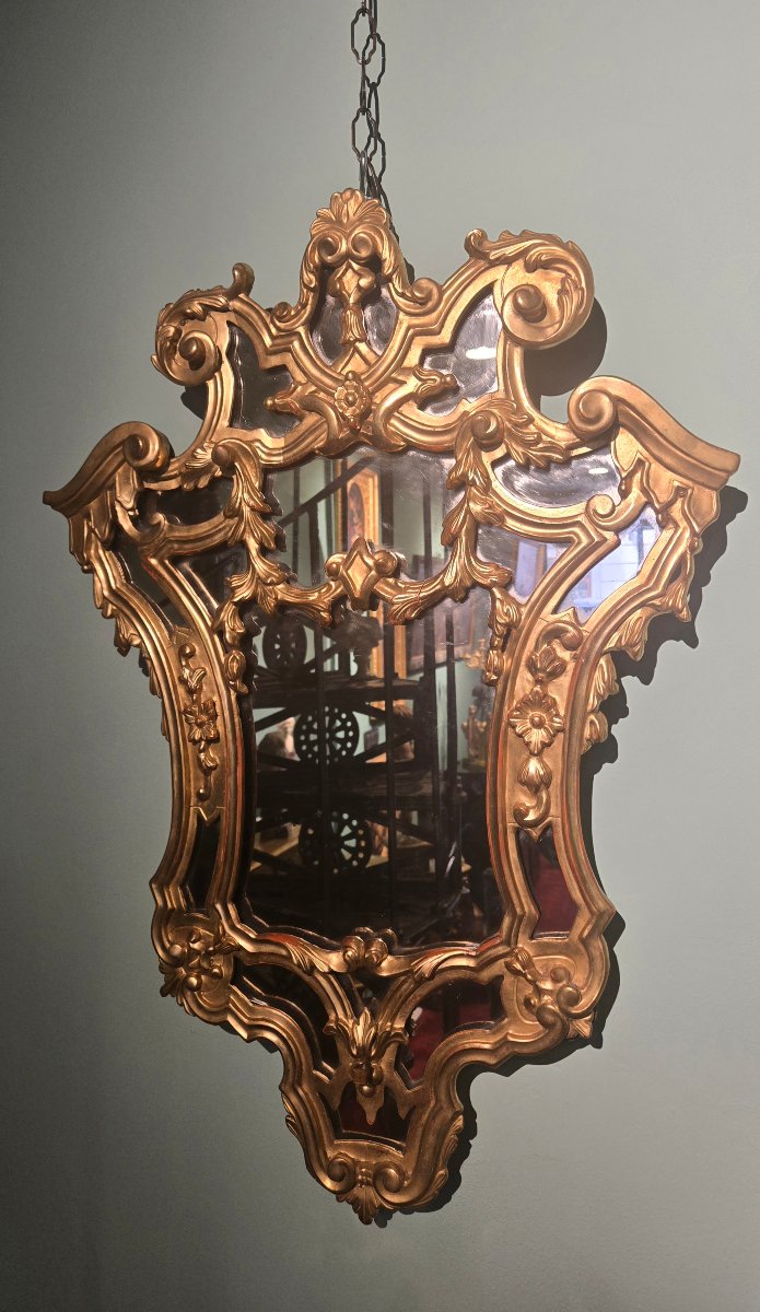 Miroir en bois sculpte et dore, cm 75 x 54, XIX siecle, tres bon etat-photo-2