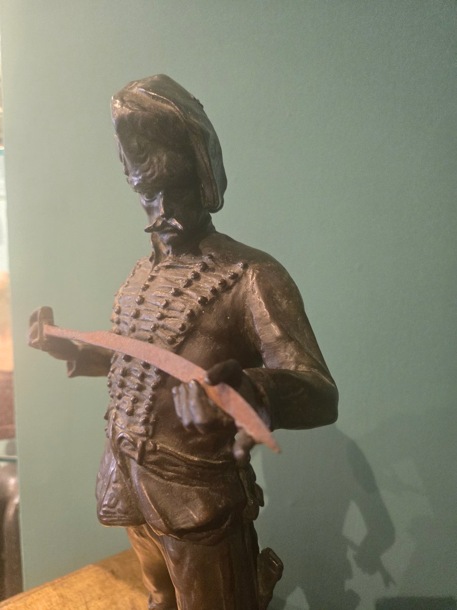 Patinated Bronze Sculpture, Hussar With Sword, Signed And Dated Strobl 1922, In Excellent Condition -photo-4