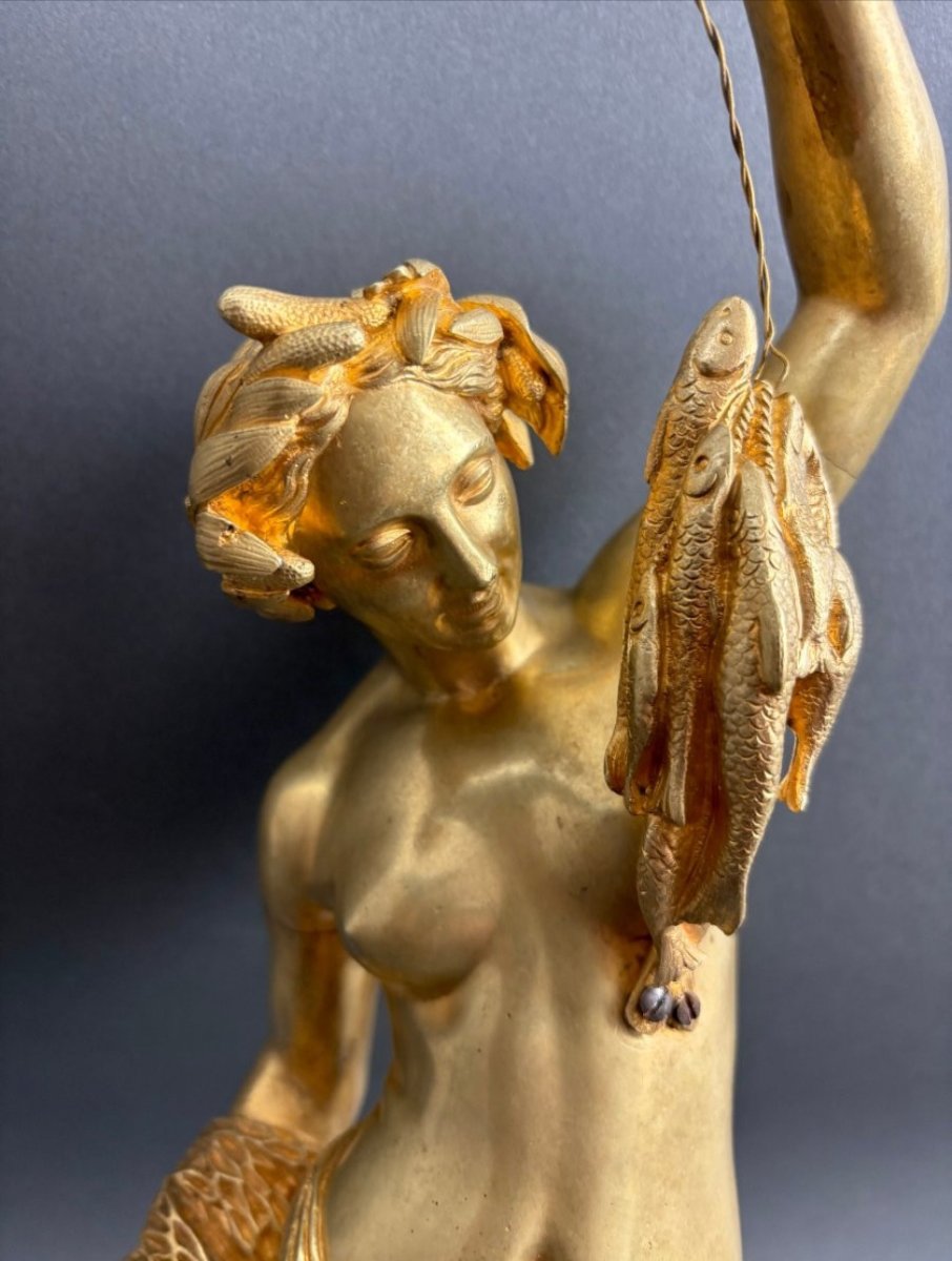 Gilded Bronze Sculpture Depicting *la Pescatrice*, 53 Cm High, 19th Century, In Excellent Condition-photo-4