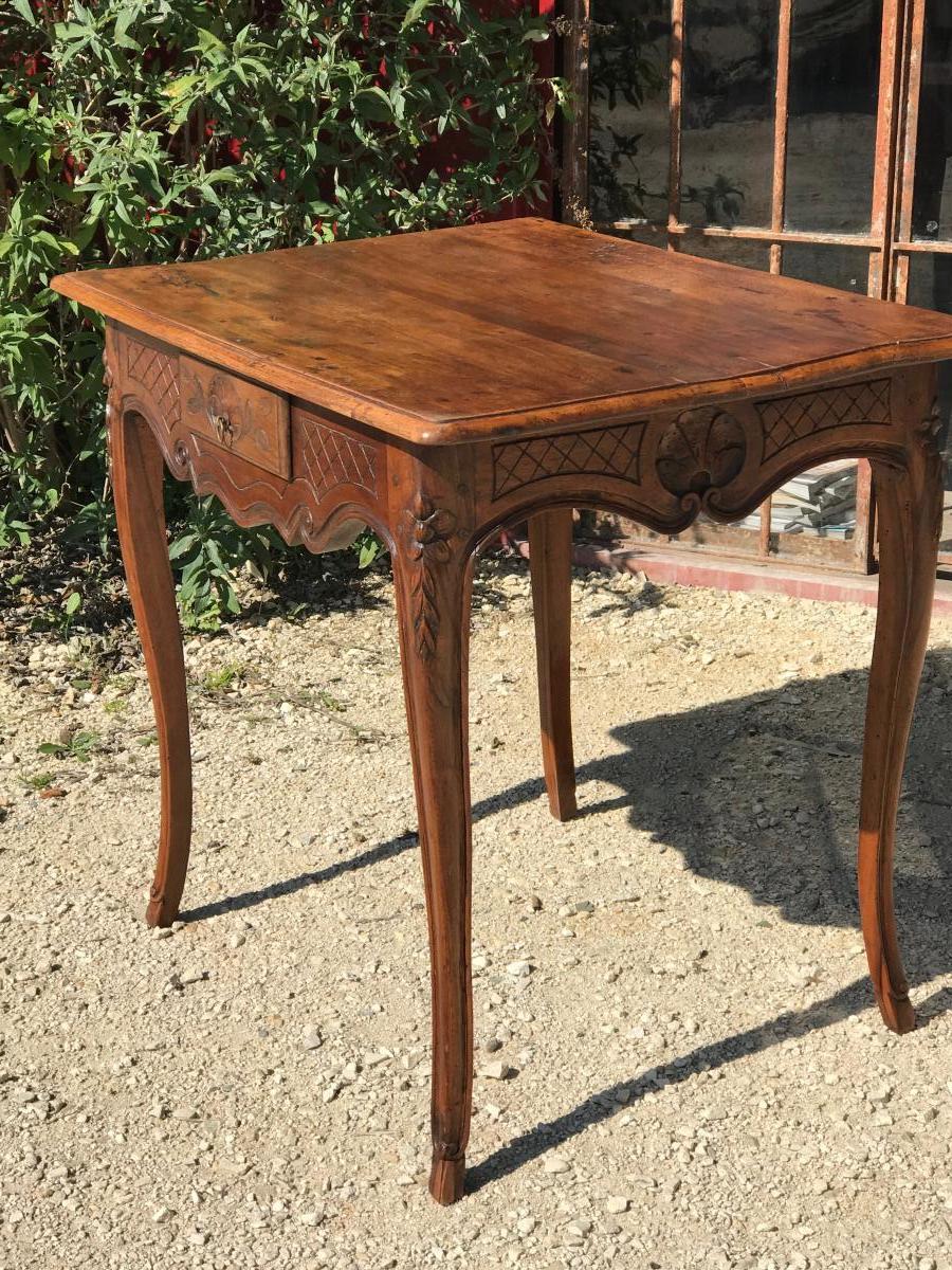 Walnut Regency Table