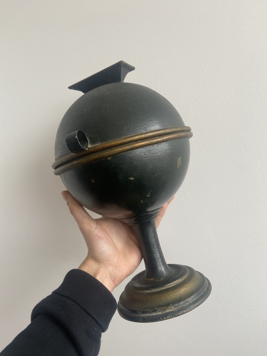 Urne de vote sphérique du Conseil de Paris, France fin 19ème-photo-1