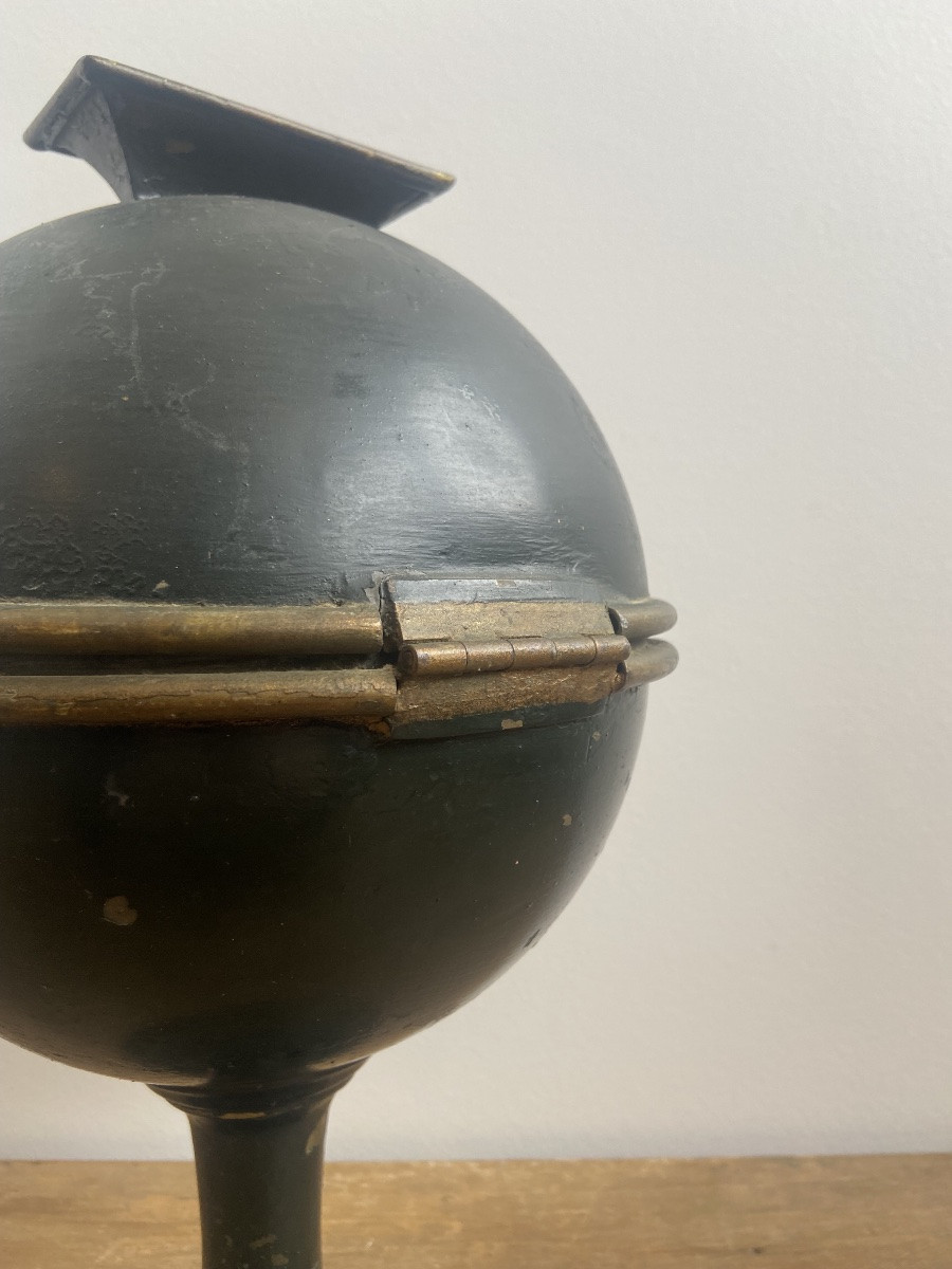 Urne de vote sphérique du Conseil de Paris, France fin 19ème-photo-4