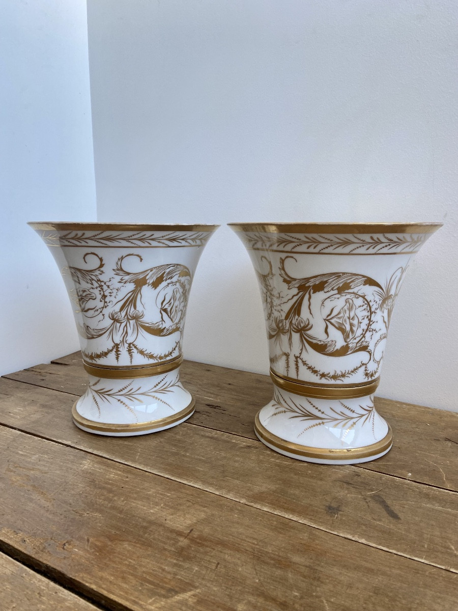 Vase Jasmin, Or Cornet, White And Gold Hard Porcelain, Paris Empire Period, Early 19th Century