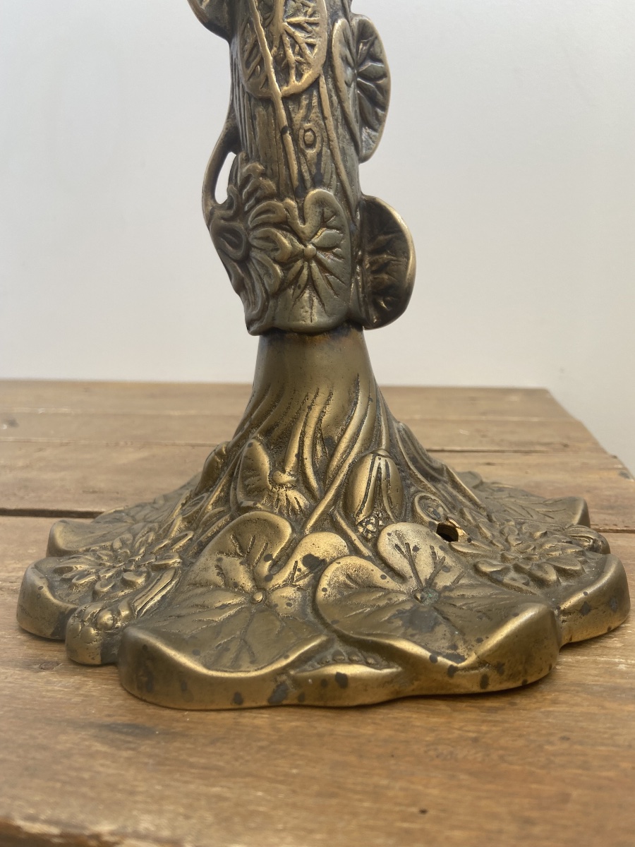 Art Nouveau: Pied de lampe aux nénuphars, bronze à patine médaille-photo-1