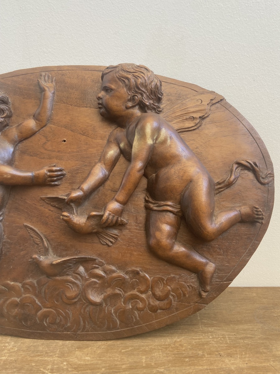 19th-century France: Putti In High Relief, Oval Wooden Panel-photo-3