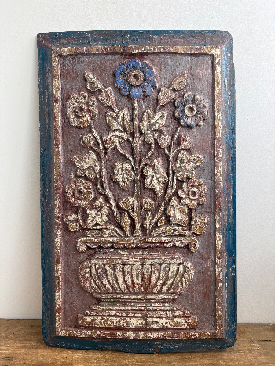 France, Late 18th Century: Polychrome Panel Carved In Bas-relief, Decorated With A Bouquet-photo-2
