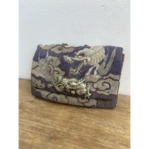 Tabako-ire, Dragon-decorated Tobacco Box, Silver-colored Leather With Silk Embroidery, Japan, Edo/meiji Period