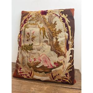Coussin Belle Époque, crin naturel et tapisserie au point, France c.1920