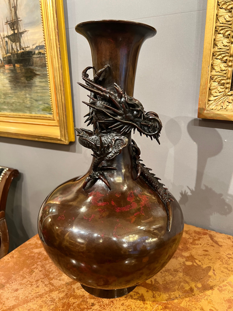Japanese Bronze Vase With Dragon Decoration – Meiji Period (circa 1880-1900)-photo-4