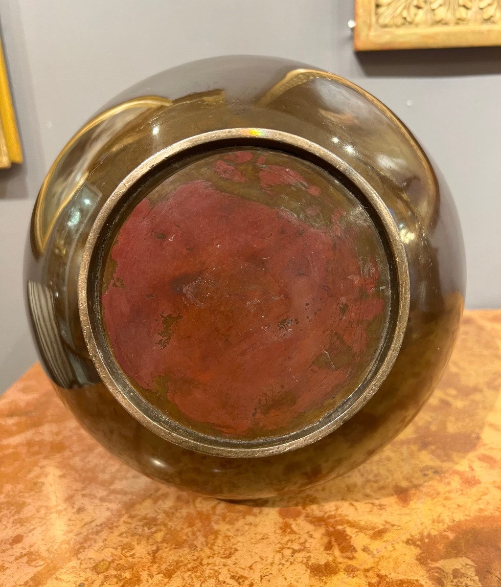 Japanese Bronze Vase With Dragon Decoration – Meiji Period (circa 1880-1900)-photo-1