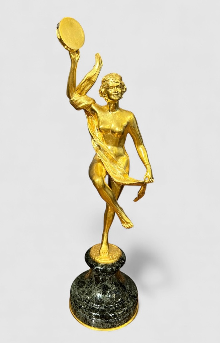 BRONZE DORÉ – DANSEUSE AU TAMBOURIN