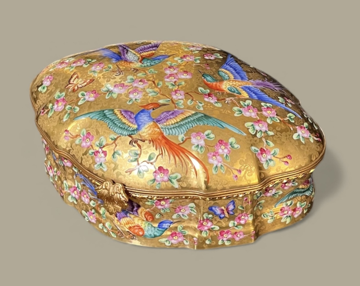 Painted Porcelain Box – Le Tallec, Paris