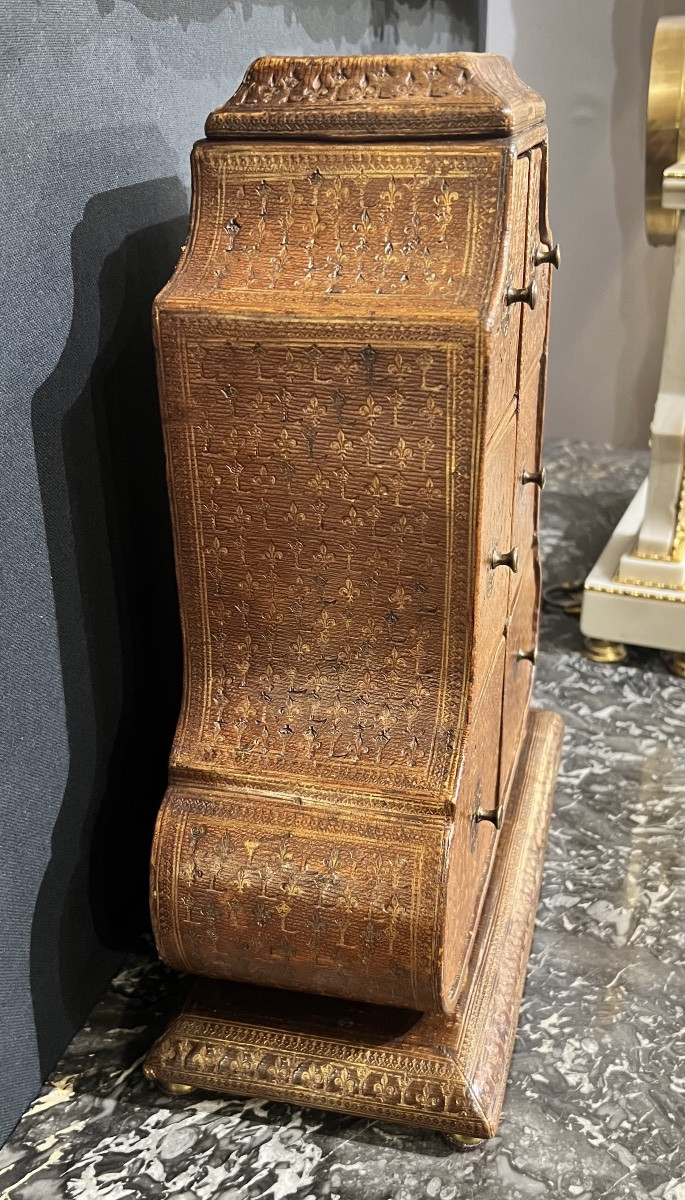 Gold Leather Jewelry Box-photo-5