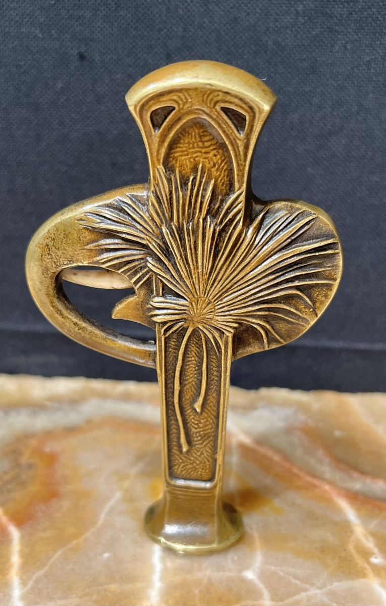 Patinated Bronze Seal Decorated With An Elephant-photo-3