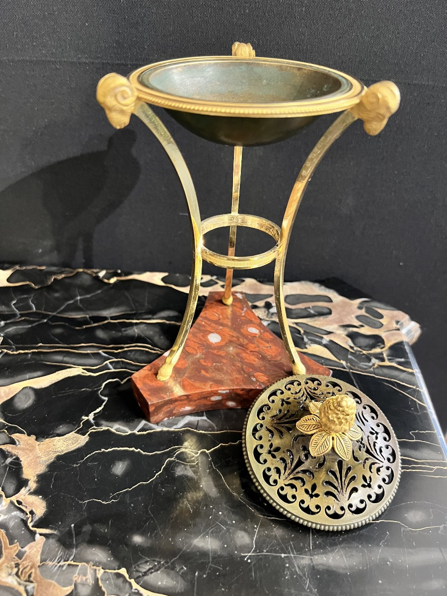 Tripod Scent Pot In Gilt And Patinated Bronze, France, First Half Of The 19th Century, Circa 1-photo-1