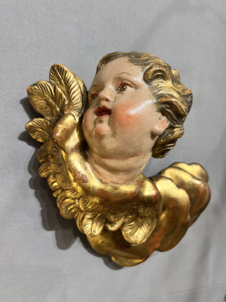 Angelot baroque en bois sculpté, polychromé et doré – XVIIIe siècle – travail d’Europe centrale-photo-2