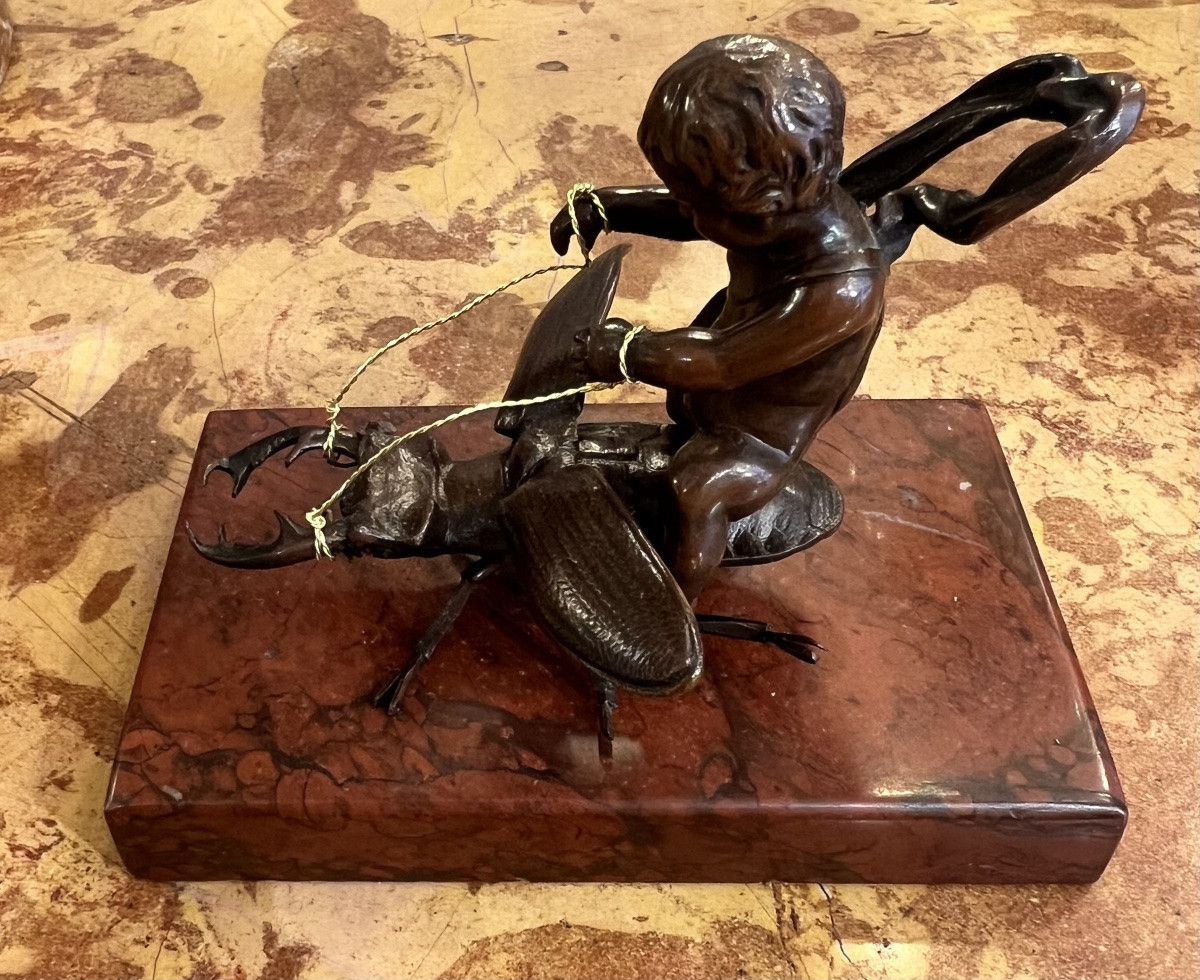 Vienna Bronze – Putto Riding A Scarab – Humorous Miniature Bronze Circa 1900-photo-3