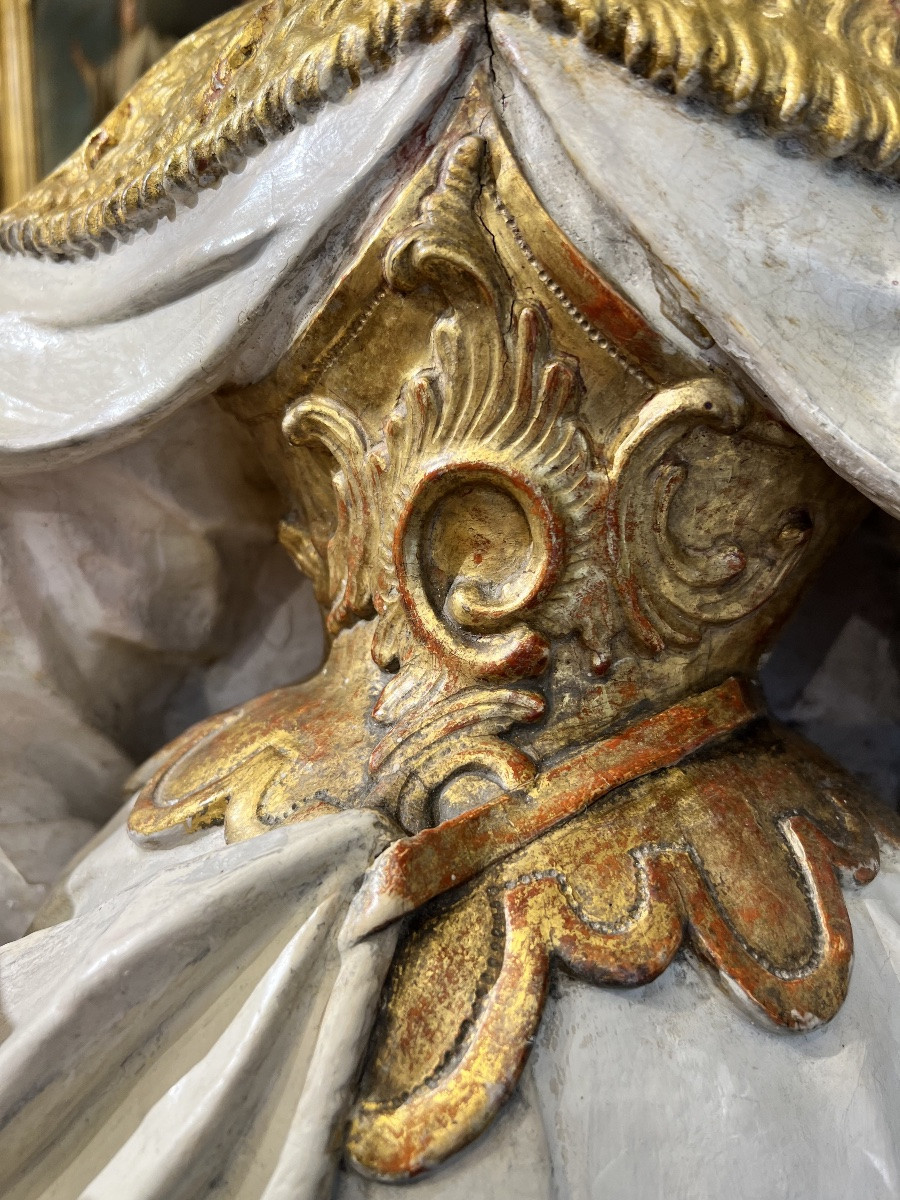 Grande statue de retable baroque alpine – Sainte martyre en bois sculpté doré et polychrome – T-photo-4