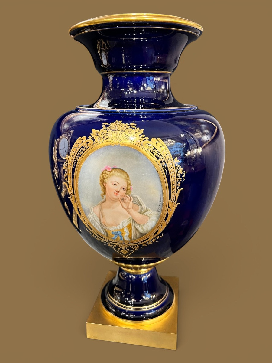 Vase Impérial En Porcelaine De Sèvres - Medallion Signed Virginie Boquet - Napoleon III Period-photo-6