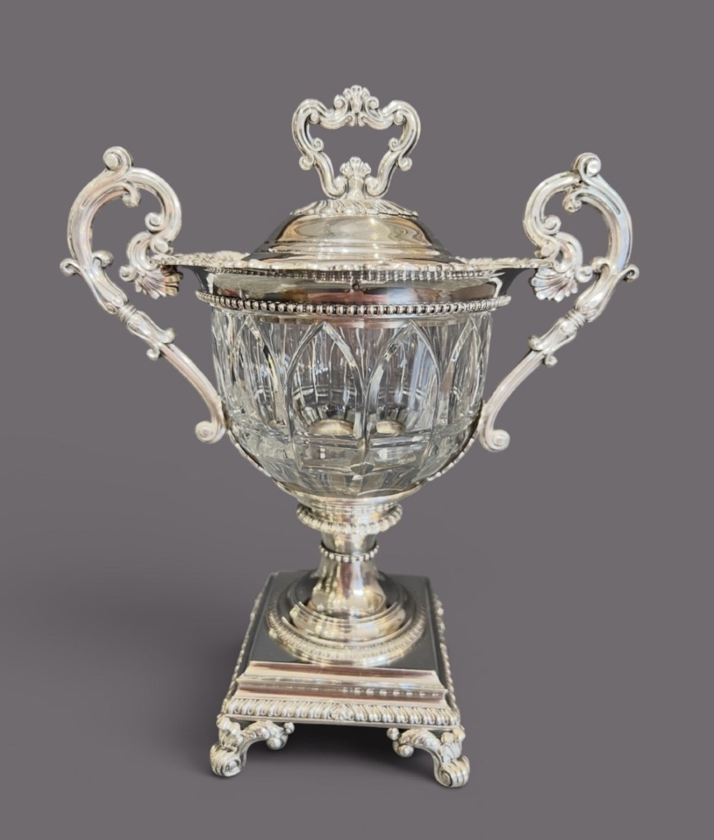 Drageoir couvert en argent massif Minerve et cristal taillé – Albert Courtin, Paris, vers 1900