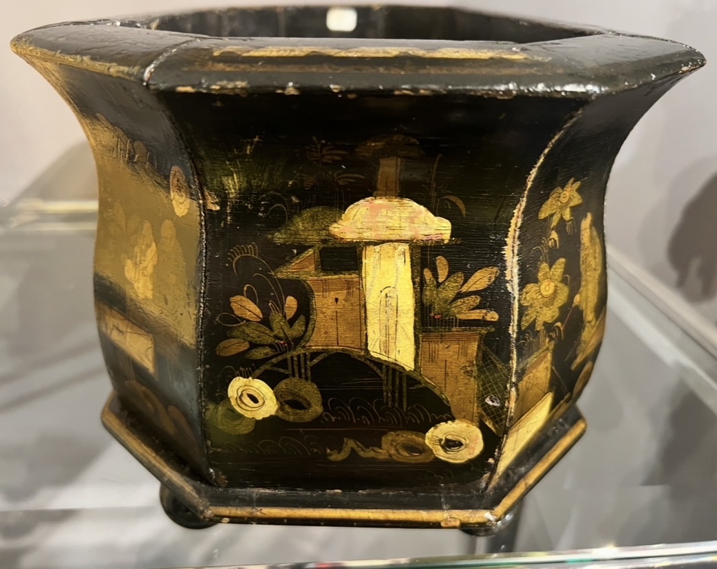 Lacquered Wooden Planter With Chinese-style Decoration – Napoleon III Period-photo-3