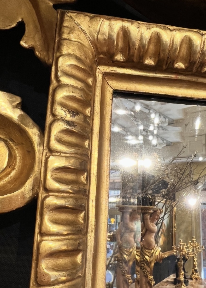 Miroir d’apparat florentin en bois sculpté et doré, Toscane vers 1780-1820-photo-6