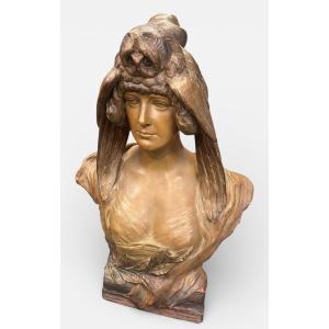 BUSTE FÉMININ SYMBOLISTE Manufacture Goldscheider, Vienne