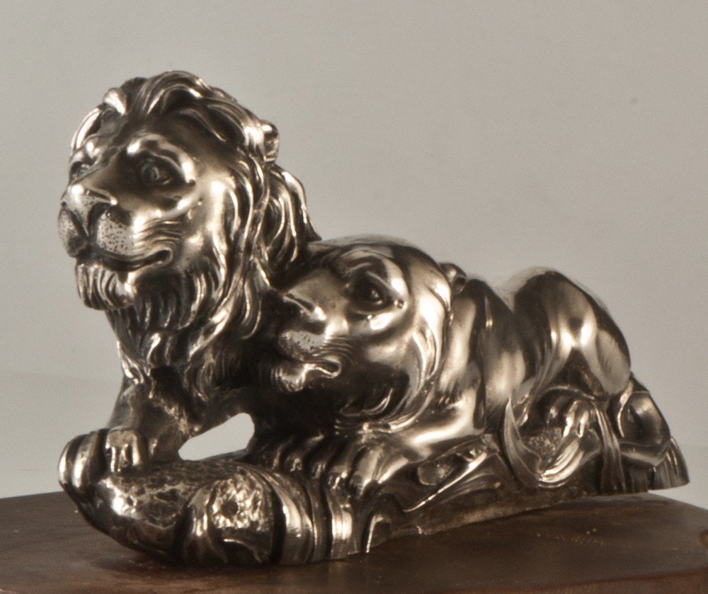 Lion Et Lionne Marchant , Groupe  en Argent -photo-2