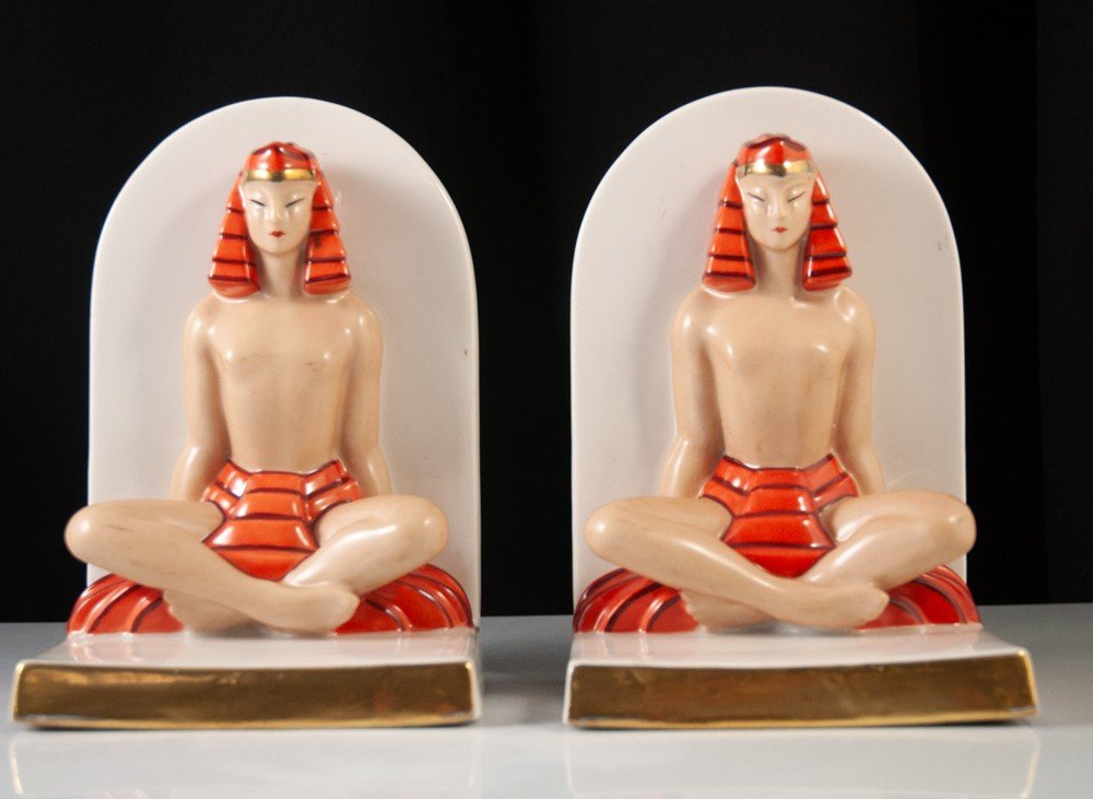Serre Livres En Porcelaine Egyptiens Art Déco