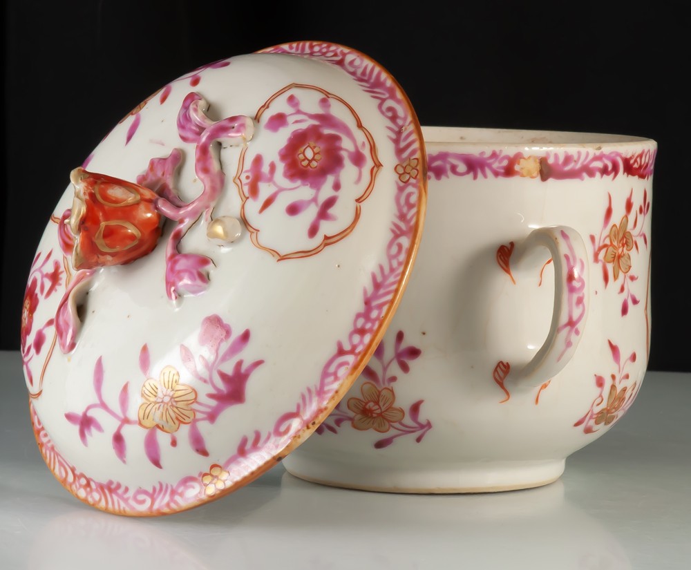 18th Century Chinese Porcelain Broth Bowl / Covered Trembleuse Pot From The East India Company-photo-3