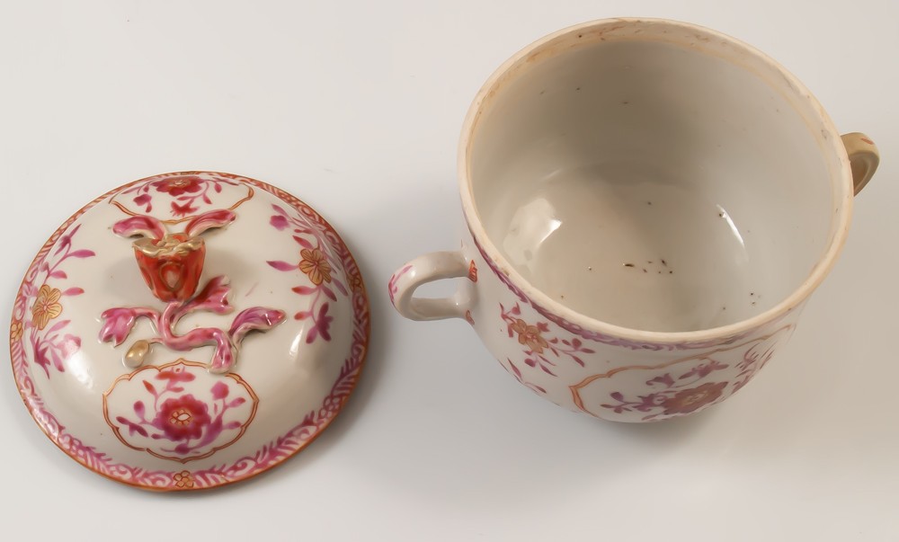 18th Century Chinese Porcelain Broth Bowl / Covered Trembleuse Pot From The East India Company-photo-3