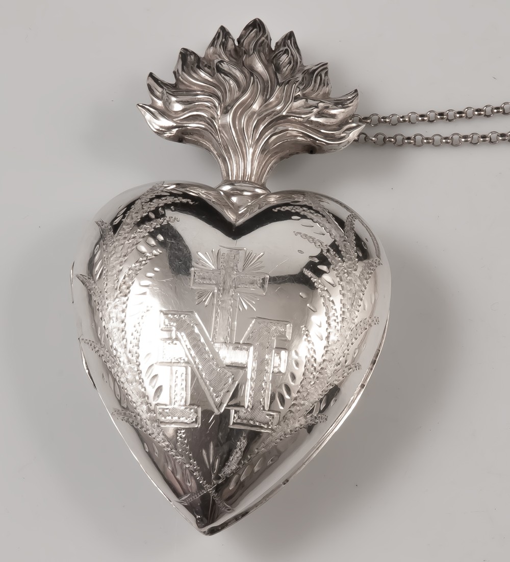Coeur De Marie En Argent / reliquaire ex voto