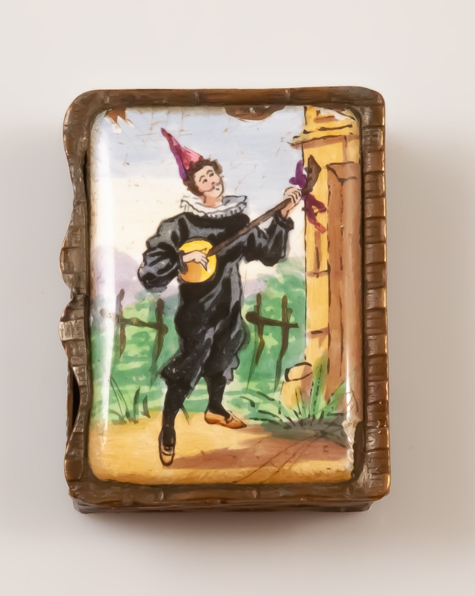 Pierrot à la mandoline boite à allumettes pyrogène émaillé 
