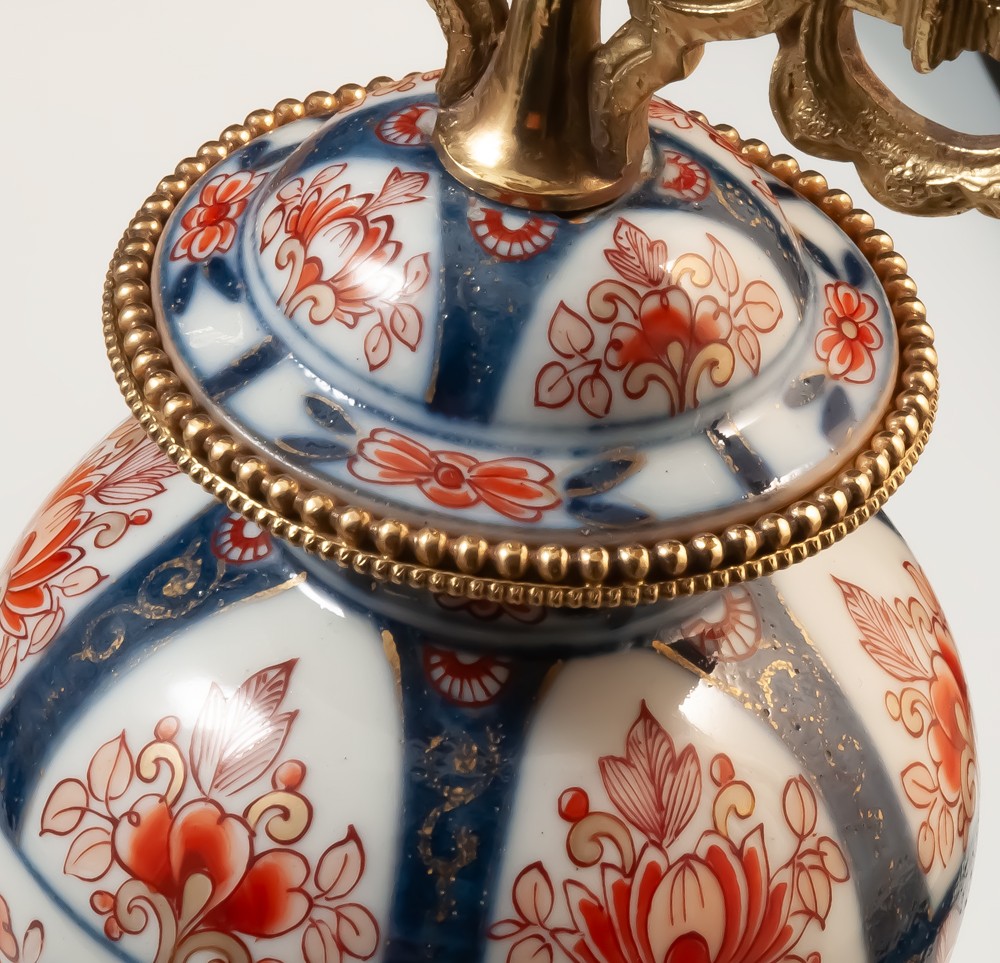 Candélabre en porcelaine du Japon Imari-photo-2