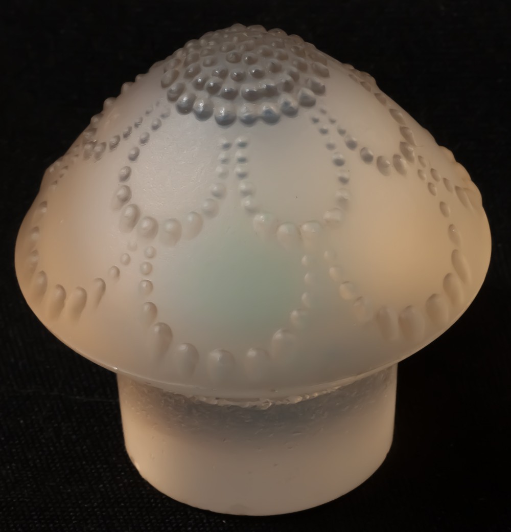 N°600 René Lalique flacon à parfum en verre opalescent modèle Perles - LE GRAND - LOT1-photo-3