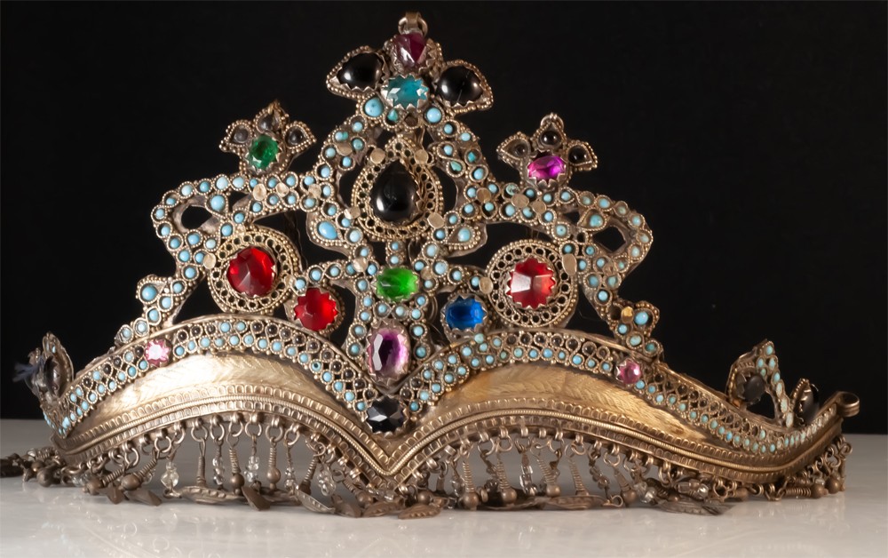 Silver Tiara-photo-4