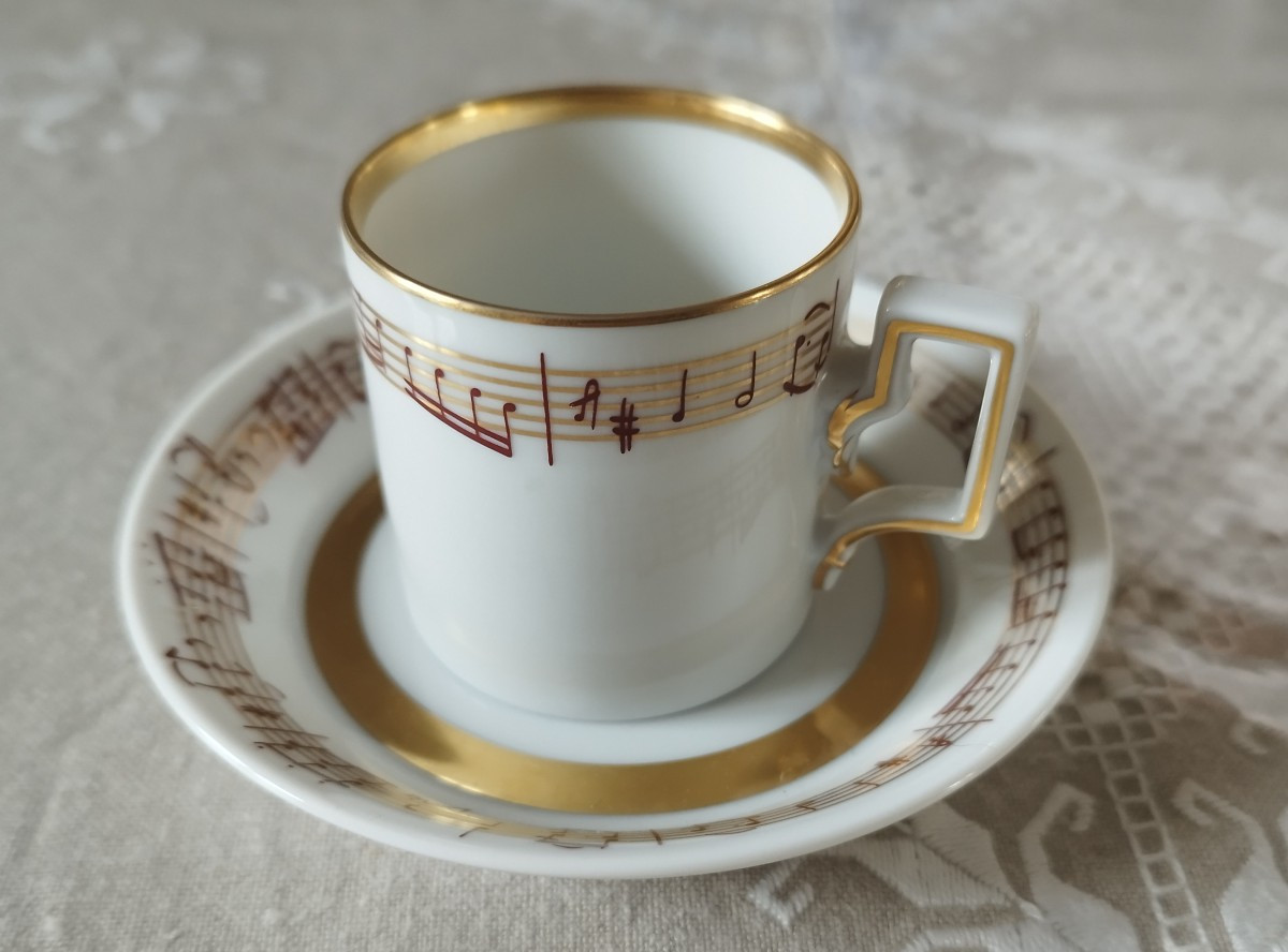 Vienna Porcelain Mocha Cup, Mozart Piano Sonata Design, 310