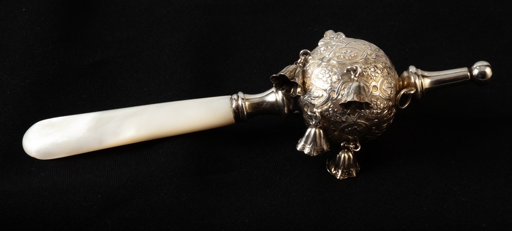 Large Whistling Rattle With Seven Bells, Solid Silver-gilt-photo-2