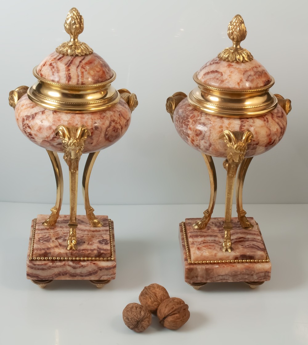 Paire de cassolettes en marbre et bronze-photo-3