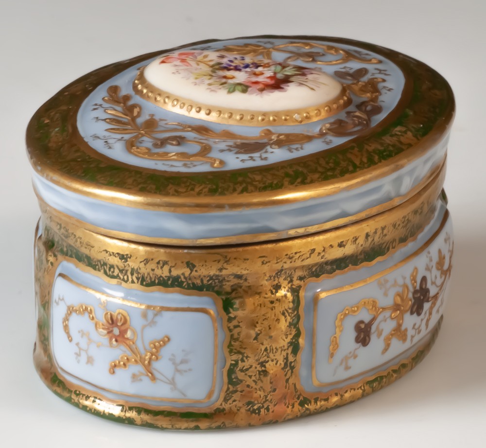 Petite boite en porcelaine-photo-4