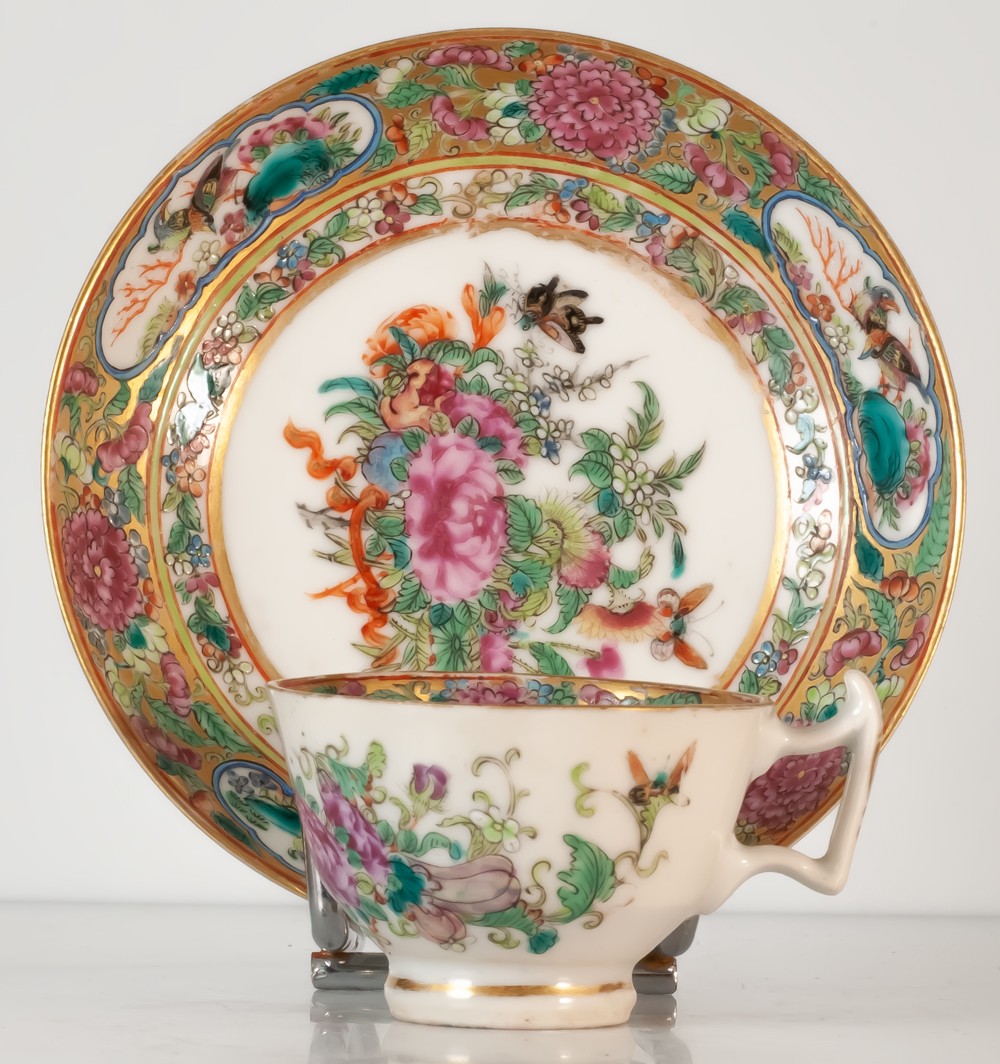 Tasse miniature asiatique en porcelaine de canton Chine 