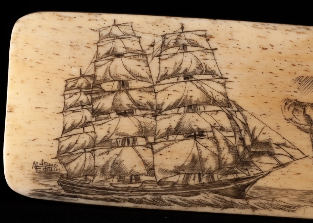 Scrimshaw Sur Plaque En Os Signée-photo-2